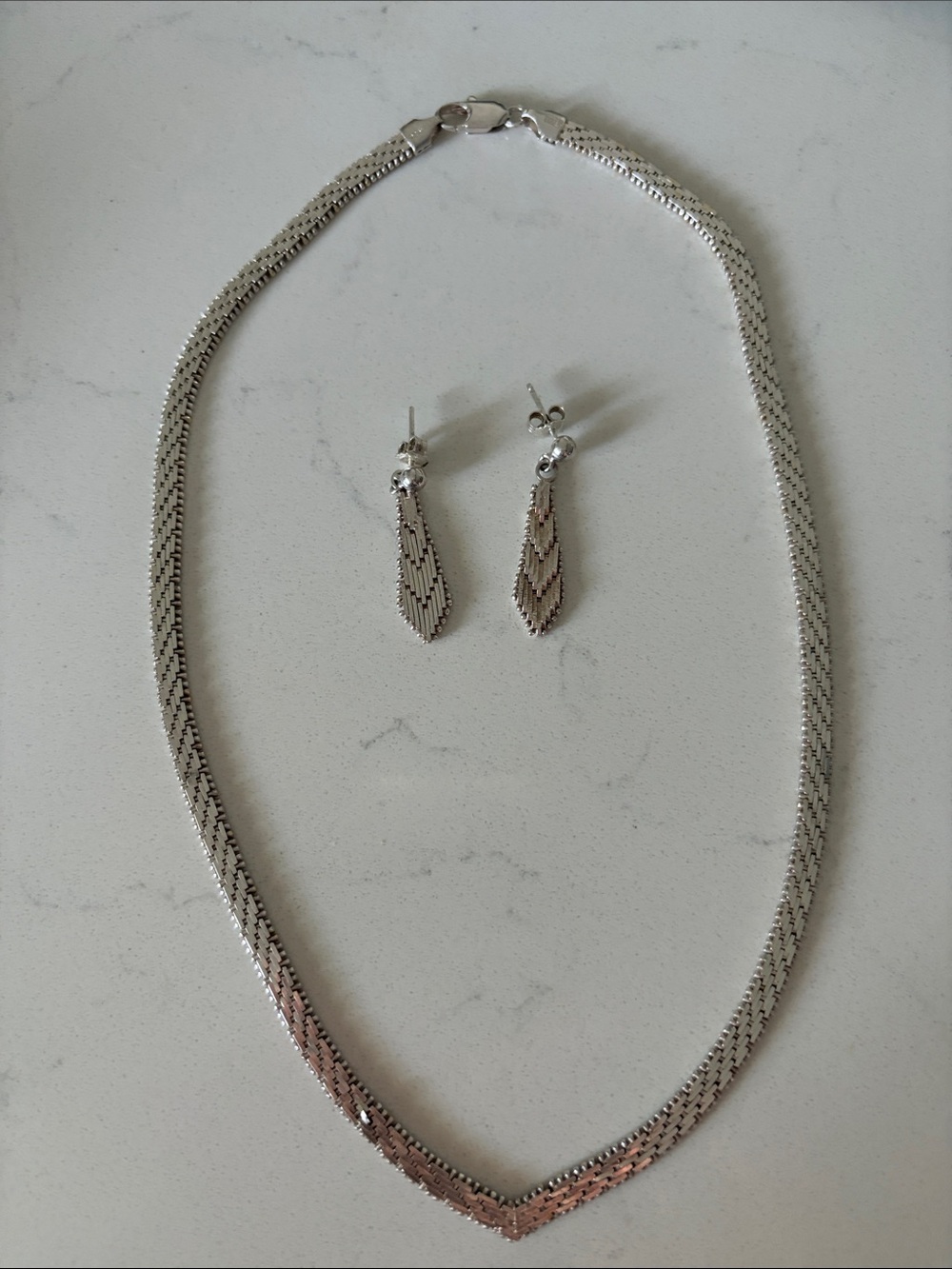 Sterling-Style Silver V-Shaped Necklace with Matching Drop Earrings 925 Italy